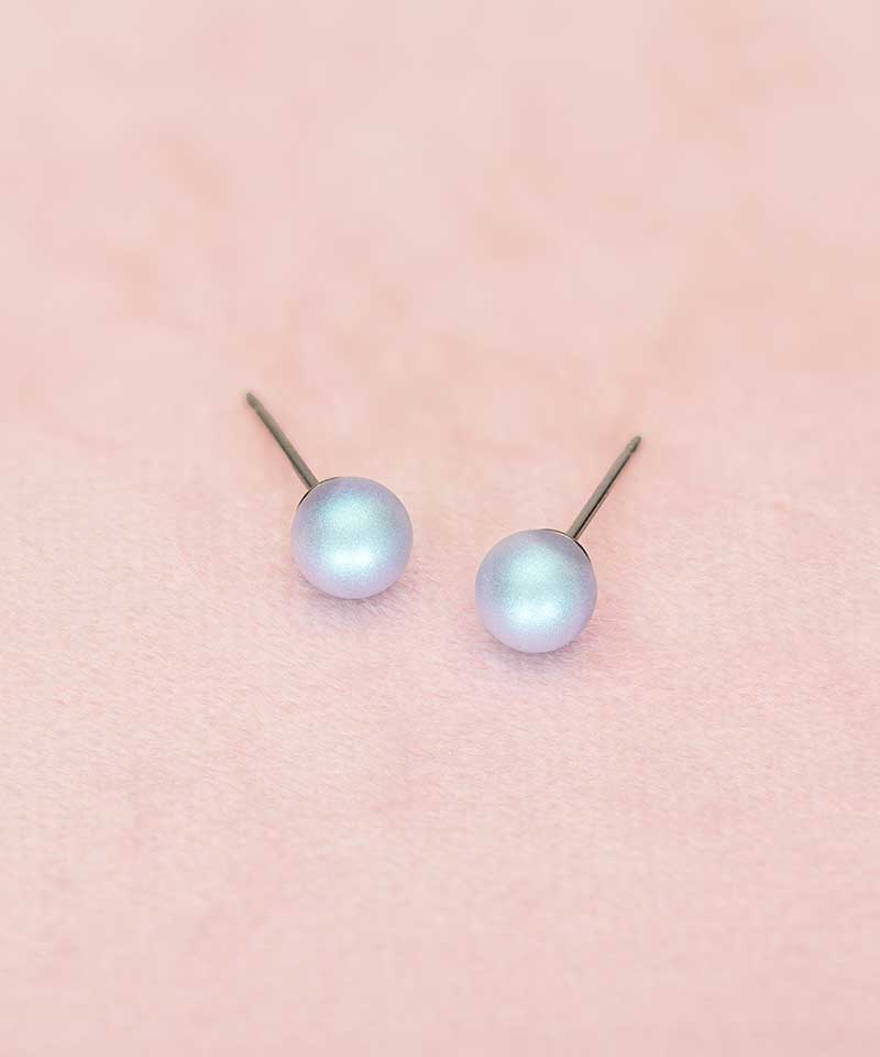 Natural Titanium - Pearl Earring 6 mm